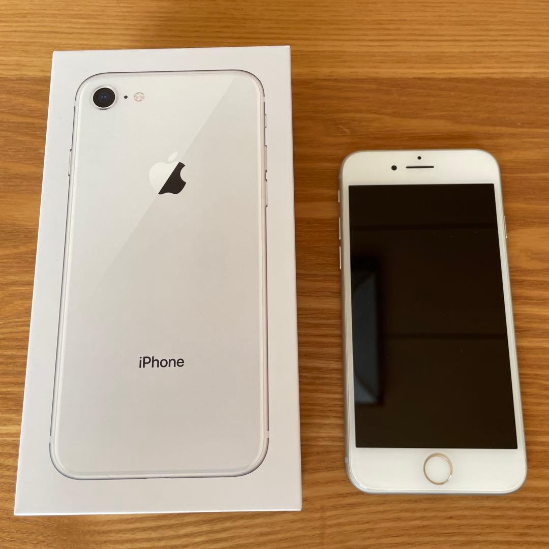 【箱付き・美品】iPhone 8 64GB ホワイト ※SIMロックあり 箱付き・美品】iPhone 8 64GB ホワイト ※SIMロックあり