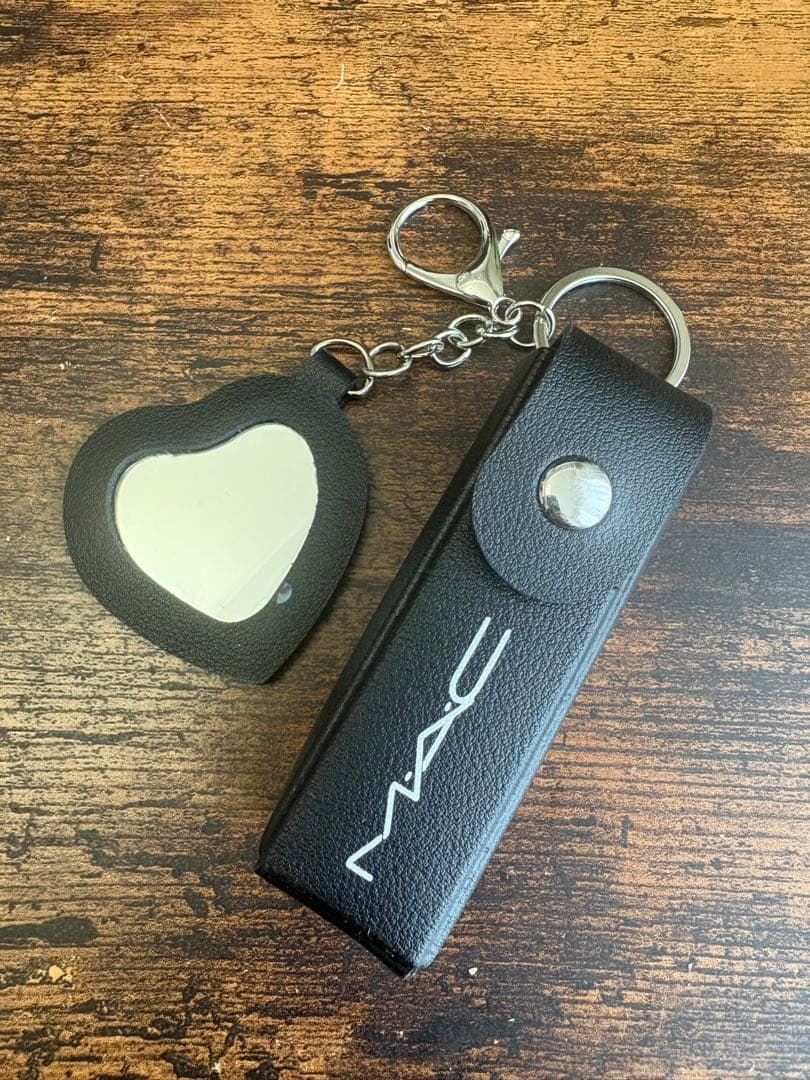 非売品 未使用 MAC リップケース ノベルティ チャーム - メルカリ