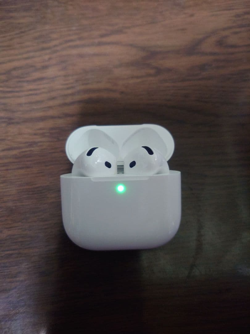 AirPods4(ノイキャン無し)本体のみ中古品 AirPods4 商品一覧｜ムスビー【中古スマホ・中古タブレット専門のフリマ】